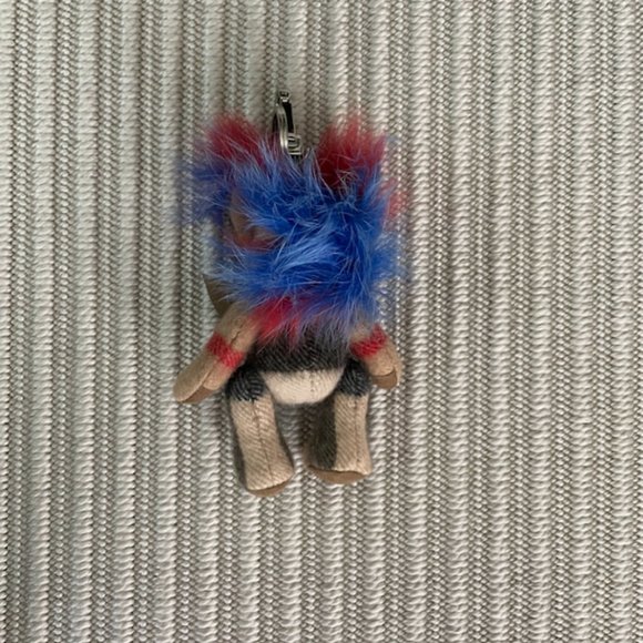 Burberry Thomas Bear Check Cashmere Bag Charm - Picture 2 of 6